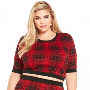 NWT Torrid Empire Collection Crop Top